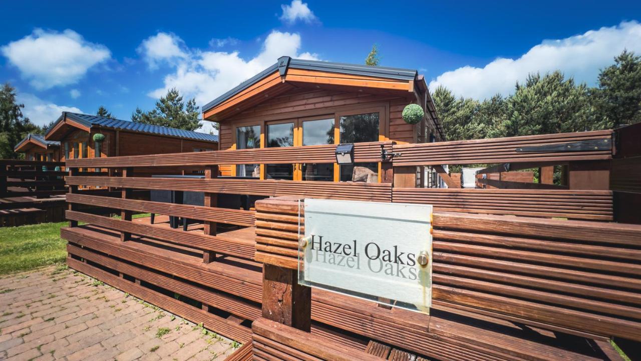 Hazel Oaks, Beautiful Lodge With Hot Tub - Sleeps 6 - Felmoor Park موربيث المظهر الخارجي الصورة